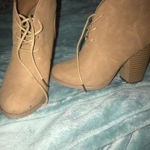 Tan color bootie size 6